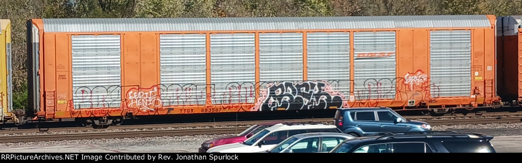 TTGX 693567 and BNSF rack 27263